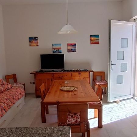 Isola Rossa Appartamenti Superior ภายนอก รูปภาพ