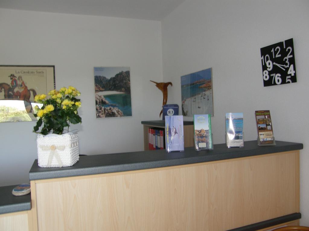 Isola Rossa Appartamenti Superior ภายนอก รูปภาพ