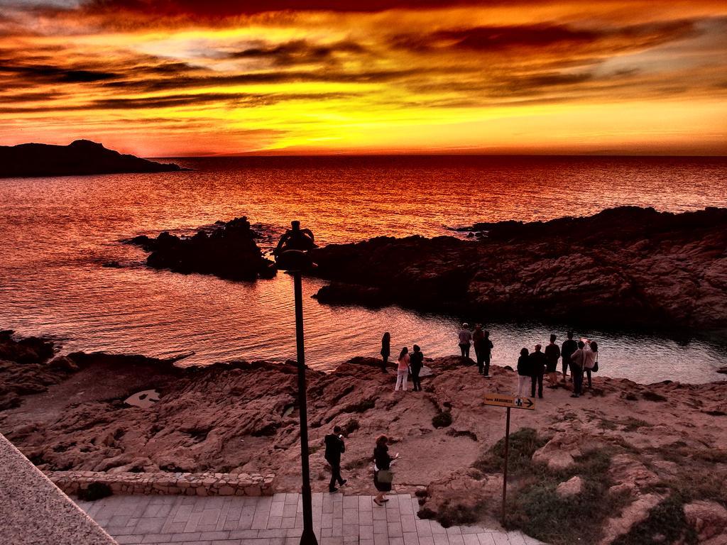 Isola Rossa Appartamenti Superior ภายนอก รูปภาพ